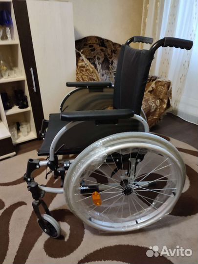 Кресло-коляска инвалидная