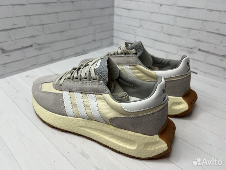 Кроссовки adidas retropy e5