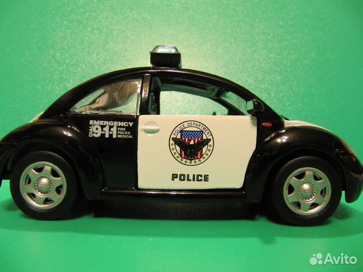 Модель police VW New Beetle 1 32 Sunnyside новая