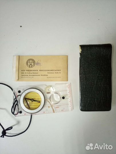 Компас жидкостный