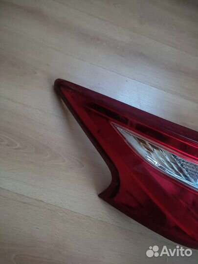 Задний левый фонарь nissan teana