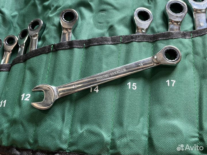 Набор ключей с трещеткой 11 в 1