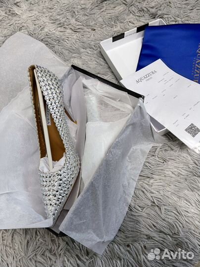 Туфли лодочки на шпильке со стразами