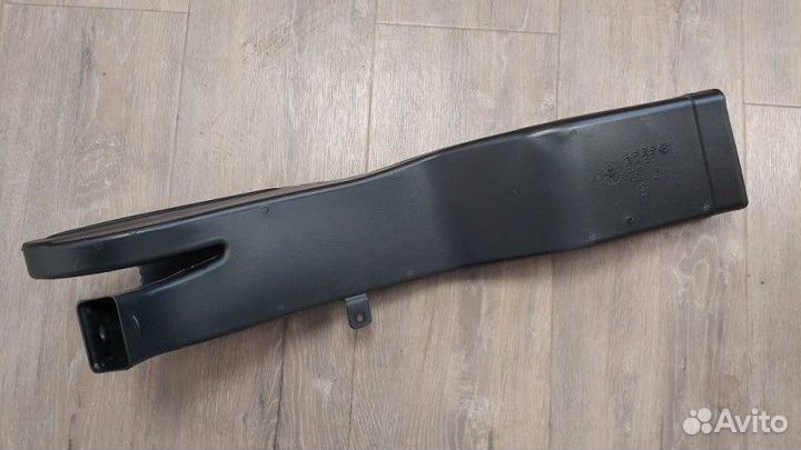 Воздуховод Volkswagen Touareg 1 4.2 2006