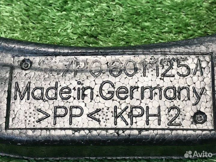 Прокладка (кузов внутри) Volkswagen Touareg NF 3.6