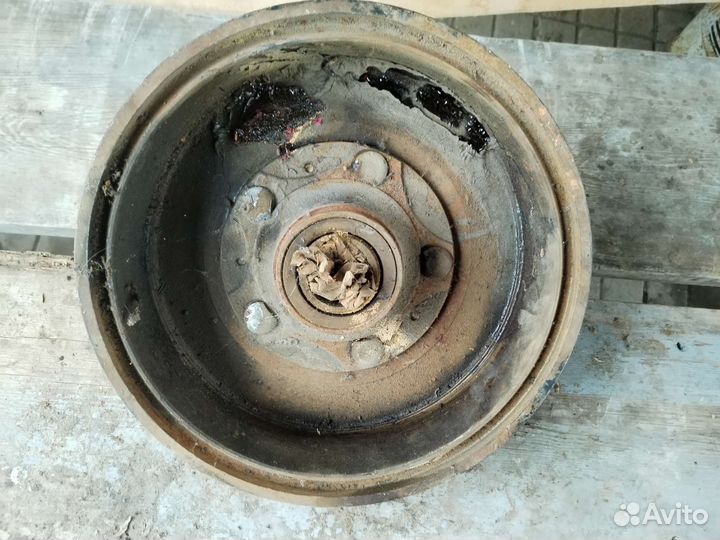 Тормозные барабаны передние Газ 24 Волга