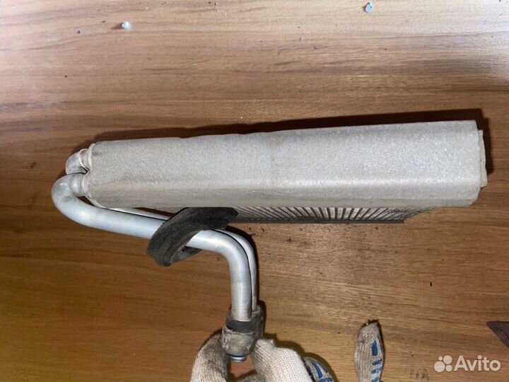 Испаритель кондиционера радиатор Hyundai Solaris 1