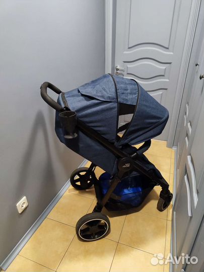 Прогулочная коляска britax römer