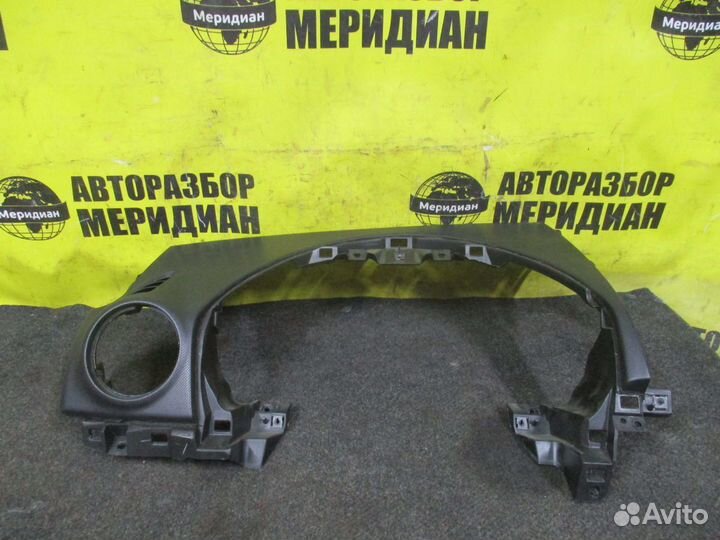 Накладка приборной панели левая на Mazda 3 BK