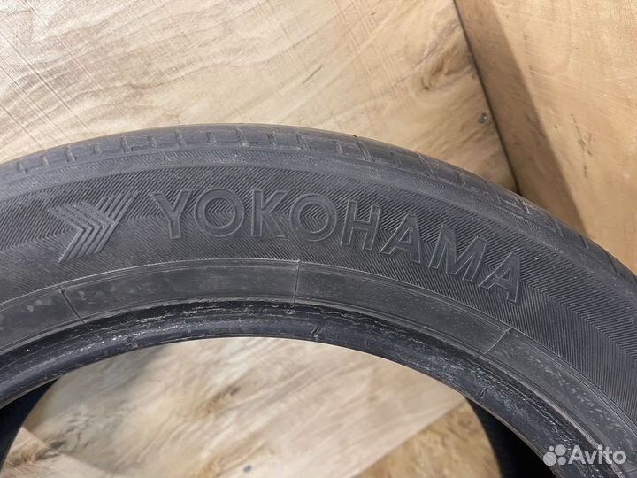 Yokohama BluEarth E70 215/55 R17 94