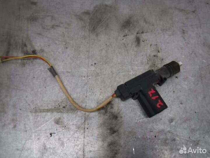 Актуатор замка задний левый Ваз 2110 1.5 2000