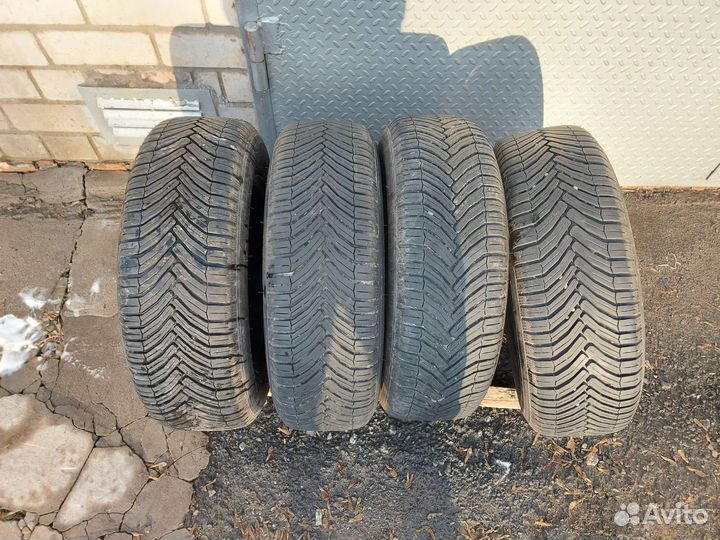 Продам диски с резиной R15