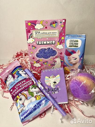 Подарок на 8 марта, день рождения для девочки