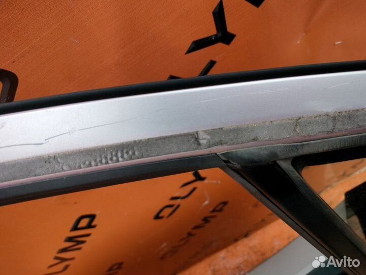 Дверь передняя правая Toyota Vitz KSP130 1KR-FE