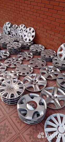 Декоративные колпаки колёс