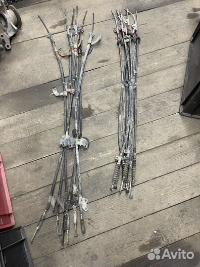 Трос ручного тормоза Toyota Hilux 7