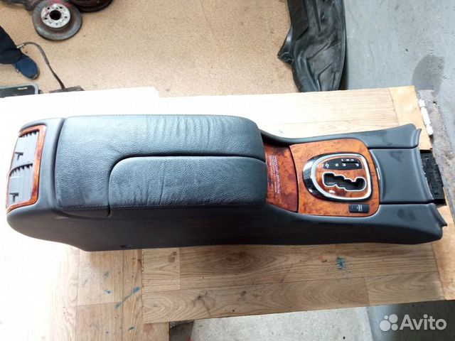 Подлокотник Мерседес W220