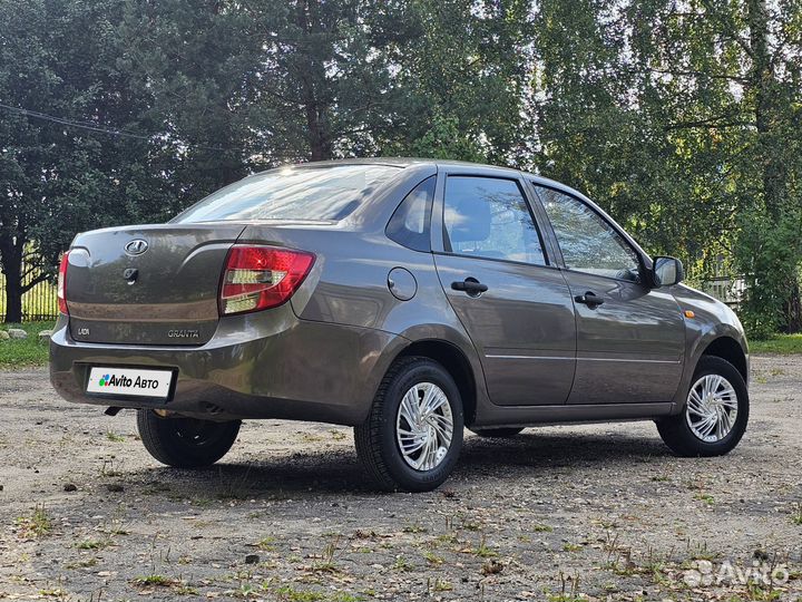 LADA Granta 1.6 МТ, 2015, 76 000 км