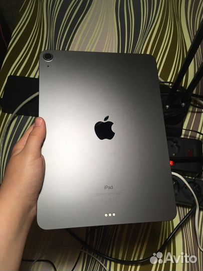 iPad air 4 wi-fi 64gb + пенсил + чехол