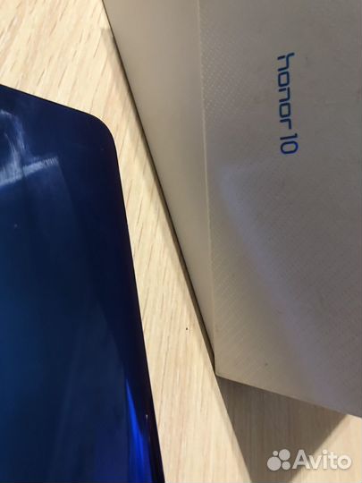 HONOR 10, 4/64 ГБ