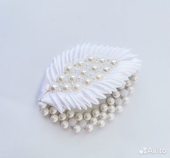 Украшение на пучок. Украшение для волос