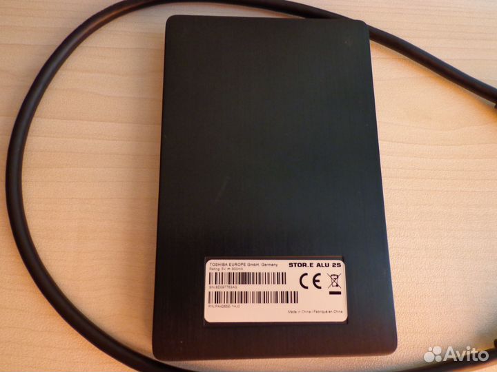 Внешний жесткий диск HDD Toshiba 1TB stor.E ALU 2S