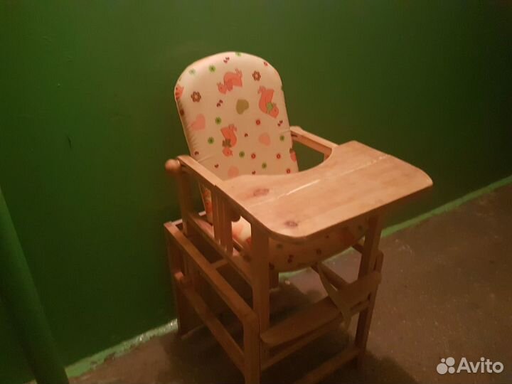 Стульчик для кормления