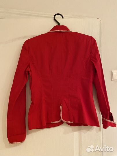 Пиджак женский 40