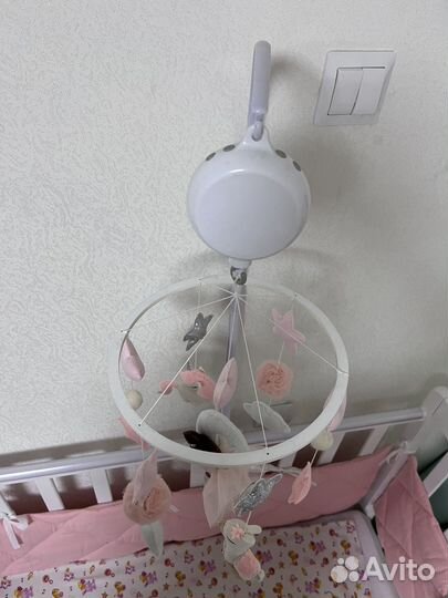 Мобиль на кроватку из фетра