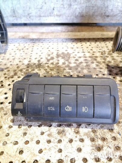 Блок управления света фар Hyundai Sonata 5 (NF)