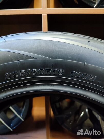 Westlake Zuper Eco Z-107 225/60 R18 100H