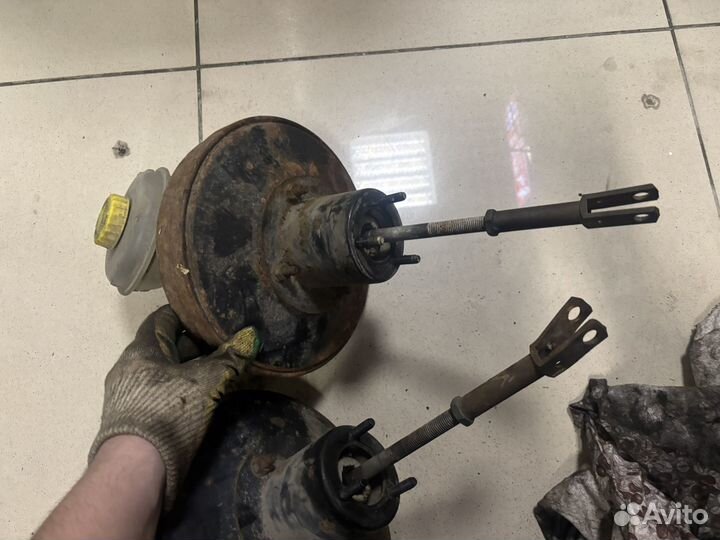 Усилитель тормозов для Audi 80 B3 1986-1991