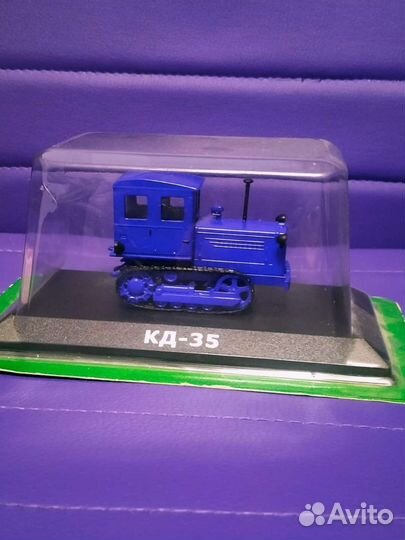 Модель трактора