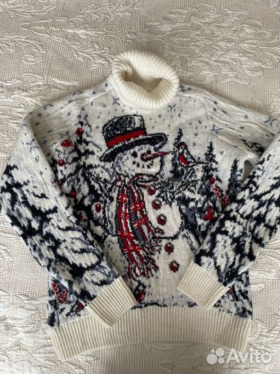 Свитер шерстяной женский с горлом