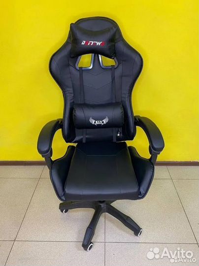 Офисное кресло (геймерское). Кресло для директора