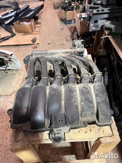 Коллектор впускной 3.6 cgra Volkswagen Touareg 2 N