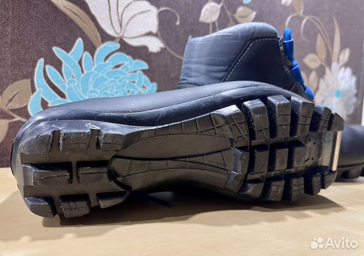 Лыжные ботинки 35 размер