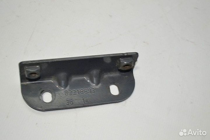 Кронштейн бака омывательной жидкости volvo FH (01