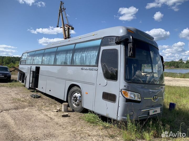 Туристический автобус Kia Granbird, 2011