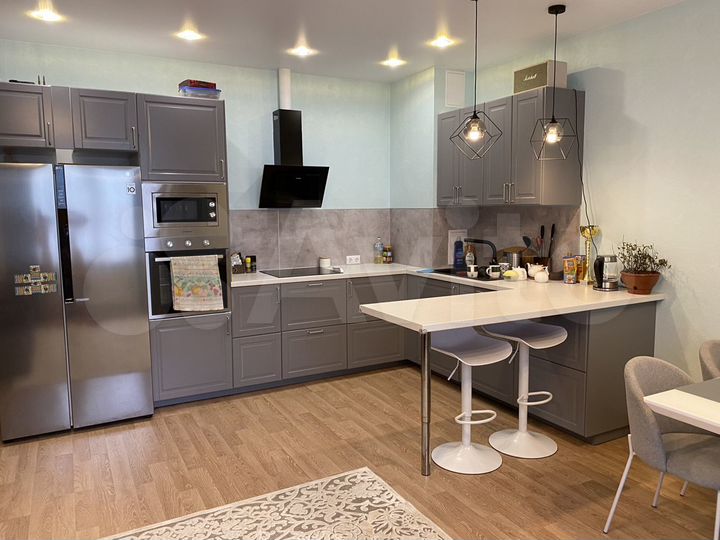 3-к. квартира, 73 м², 1/9 эт.