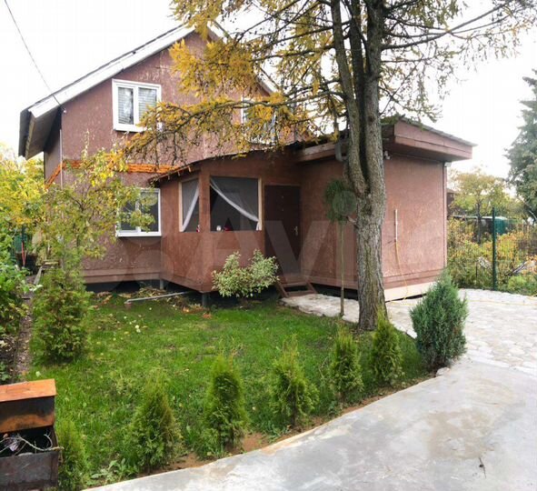 Дом 100 м² на участке 2 сот.