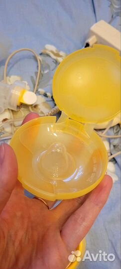 Молокоотсос medela электрический