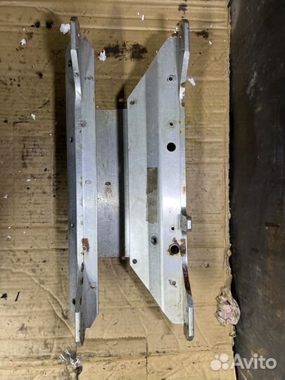 Подрамник arctic cat 570xt Z1