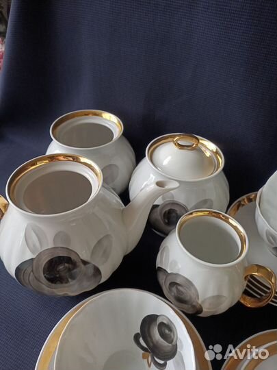 Сервиз Дулево Черные агашки