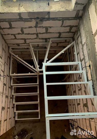 Винтовая лестница под ключ