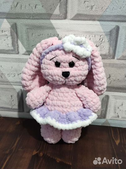 Заяц вязаный на новый год