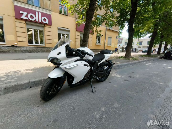 Voge 300RR