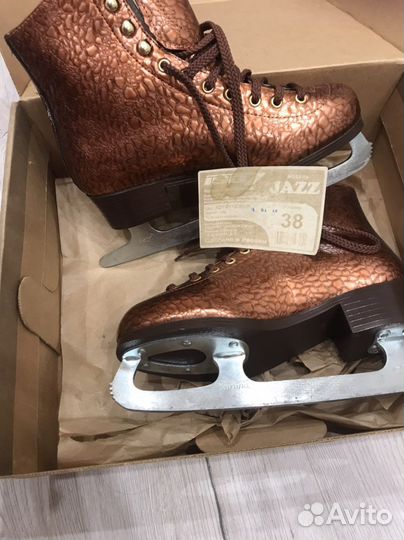 Коньки женские