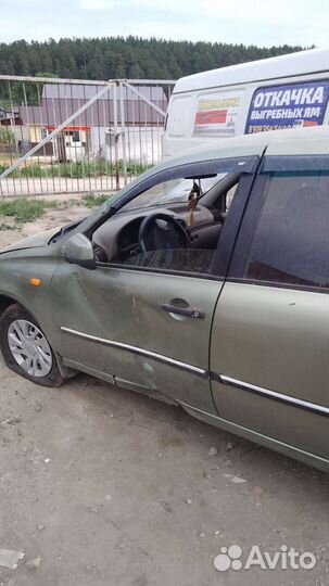 LADA Kalina 1.4 МТ, 2010, битый, 160 000 км