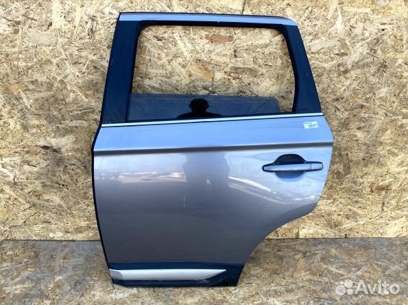 Задняя левая дверь Митсубиси Аутлендер 3 gf